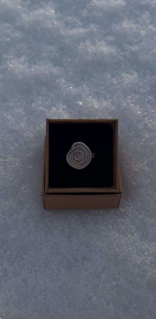 Groovy Swirly Ring